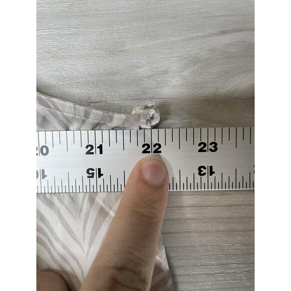 Me by Jennie Garth Tank Top Womens Small Geometric Print Tie Front Sleeveless - Picture 4 of 8